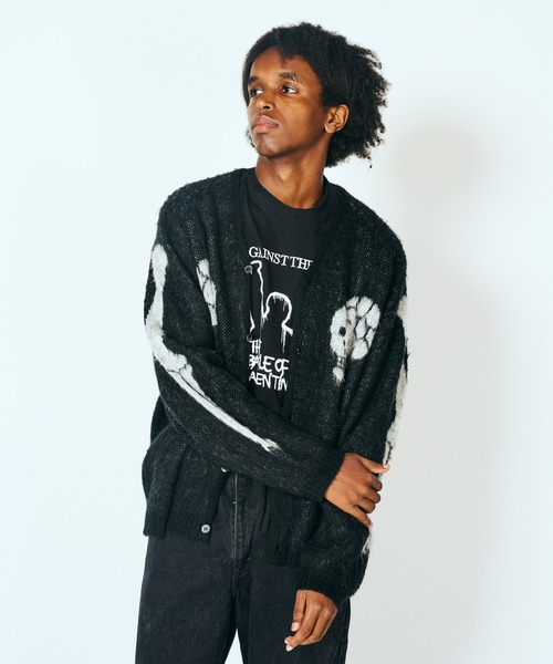 THRIFTY LOOK(スリフティールック)の「THRIFTY LOOK / スリフティールック RAGLAN SLEEVE SOUVENIR CARDIGAN スーベニアデザイン ラグランスリーブ カーディガン モヘアタッチ(カーディガン/ボレロ・メンズ・ブラック系その他/ブラック・SMALL/MEDIUM/LARGE)」の7枚目の写真
