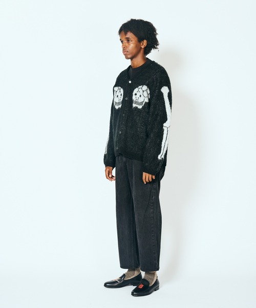 THRIFTY LOOK(スリフティールック)の「THRIFTY LOOK / スリフティールック RAGLAN SLEEVE SOUVENIR CARDIGAN スーベニアデザイン ラグランスリーブ カーディガン モヘアタッチ(カーディガン/ボレロ・メンズ・ブラック系その他/ブラック・SMALL/MEDIUM/LARGE)」の9枚目の写真