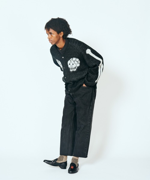 THRIFTY LOOK(スリフティールック)の「THRIFTY LOOK / スリフティールック RAGLAN SLEEVE SOUVENIR CARDIGAN スーベニアデザイン ラグランスリーブ カーディガン モヘアタッチ(カーディガン/ボレロ・メンズ・ブラック系その他/ブラック・SMALL/MEDIUM/LARGE)」の13枚目の写真
