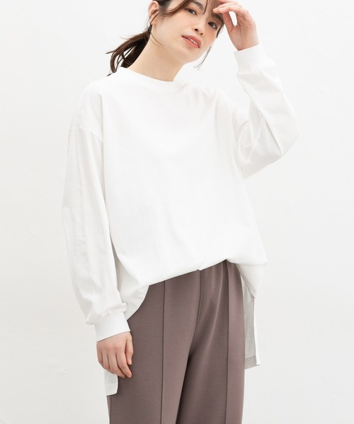 Honeys(ハニーズ)の「ゆるチュニックTシャツ(Tシャツ/カットソー・レディース・キャメル/ブラック/グレイッシュベージュ/オフホワイト/スミクロ・F)」の8枚目の写真