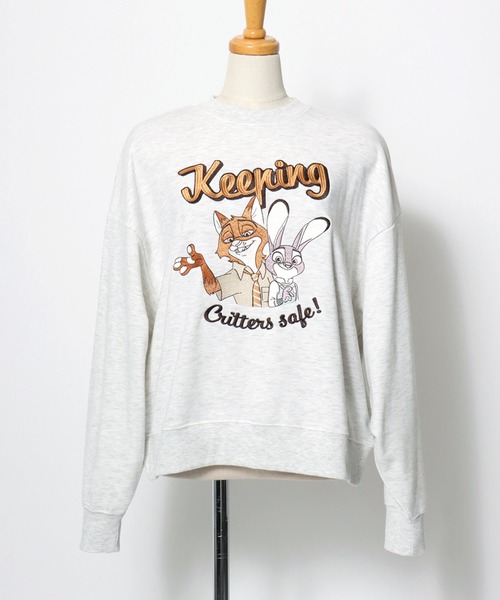 Disney（ディズニー）キャラクター刺繍スウェットトレーナー