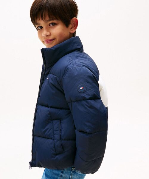 TOMMY HILFIGER(トミーヒルフィガー)の「KIDS フラッグパッファジャケット(ダウンジャケット/コート・キッズ・ネイビー/ホワイト・140cm/130cm/150cm/160cm)」の13枚目の写真