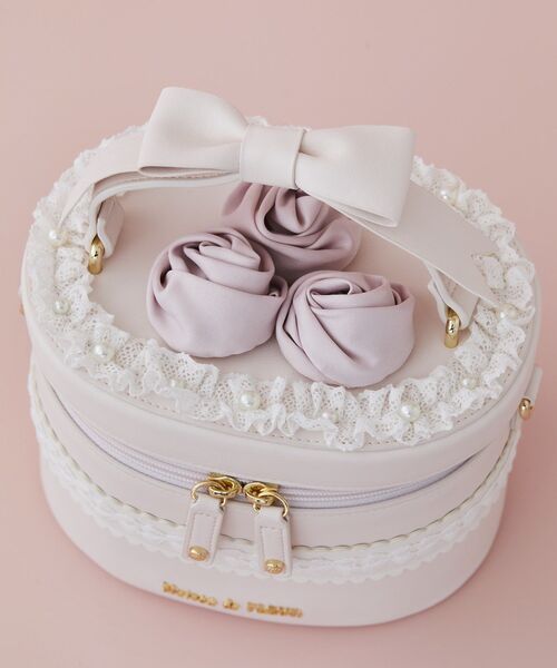 Maison de FLEUR メゾンドフルール ケーキ型バニティバッグ 1008A25G0055_l_a031.jpg