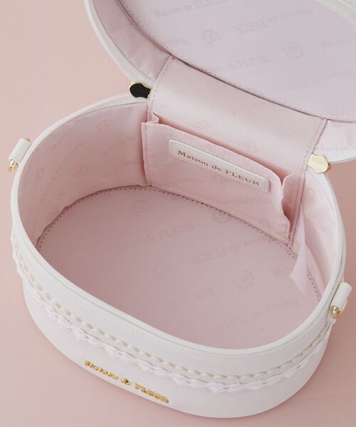 Maison de FLEUR ケーキ型パールハンドルバッグ ピンク Maison de FLEUR（メゾンドフルール）の「ケーキ型パール