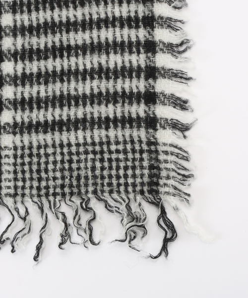 IENA（イエナ）の「FALIERO SARTI/ファリエロ・サルティ Prince  75X90 マフラー PRINCE（マフラー・レディース・チャコールグレー・FREE）」の2枚目の写真