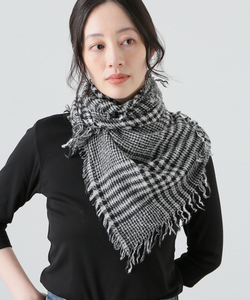 IENA（イエナ）の「FALIERO SARTI/ファリエロ・サルティ Prince  75X90 マフラー PRINCE（マフラー・レディース・チャコールグレー・FREE）」の6枚目の写真