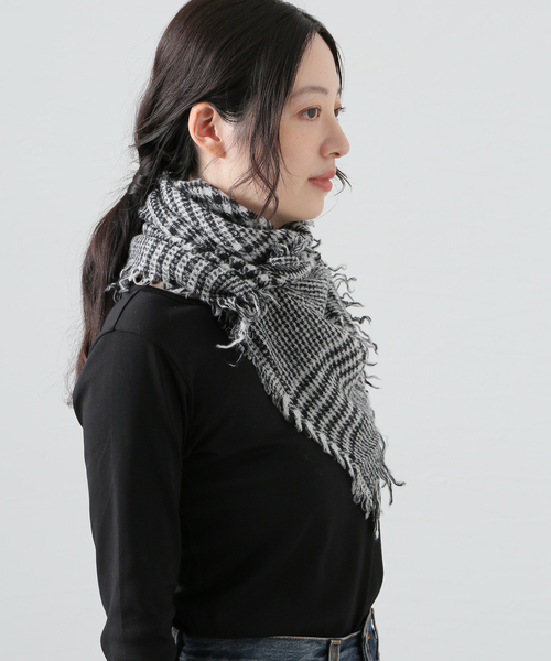 IENA（イエナ）の「FALIERO SARTI/ファリエロ・サルティ Prince  75X90 マフラー PRINCE（マフラー・レディース・チャコールグレー・FREE）」の7枚目の写真