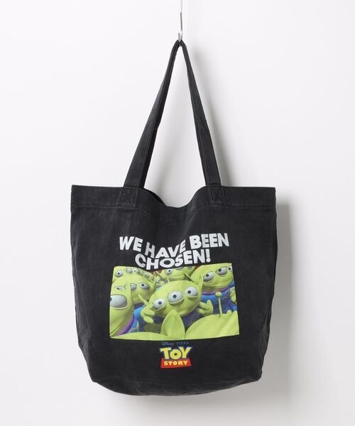 Disney（ディズニー）の「Disney ピグメントトートバッグ（トートバッグ・レディース・ブラック系その他/ブラック系その他3/ブラック系その他5/ブラック系2/ブラック系4/ブラック系その他7/ブラック系/ブラック系その他4/ブラック系その他6/ブラック系1/ブラック系3/ブラック/ブラック系その他2・FREE）」の8枚目の写真