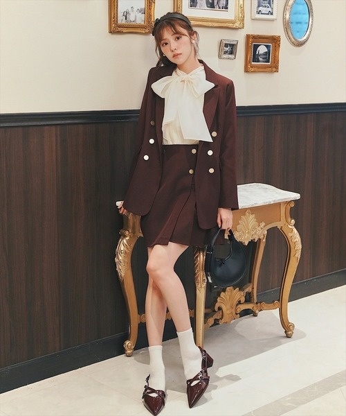 SWINGLE（スウィングル）の「【再入荷】ダブルテーラードジャケット（テーラードジャケット・レディース・ボルドー/ブラック系その他/ダークブルー・SMALL/MEDIUM）」の6枚目の写真