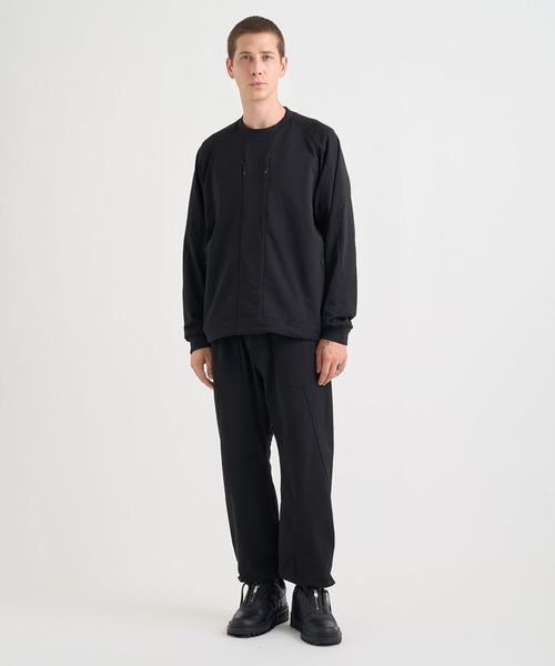 WHITE MOUNTAINEERING(ホワイトマウンテニアリング)の「【White Mountaineering / ホワイトマウンテニアリング】別注BLK SUPER LIGHT SWEAT PO(スウェット・メンズ・ブラック・0/1/2/3)」の2枚目の写真