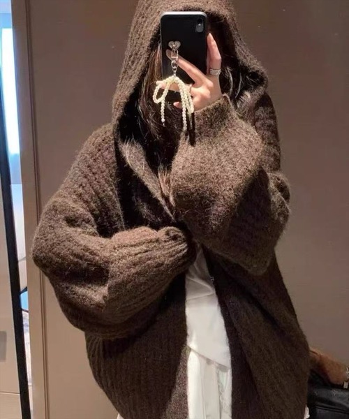 STAY MOTION（ステイモーション）の「【WEB限定】フード付きオーバーサイズニットカーディガン［韓国ファッション カジュアル］（カーディガン/ボレロ・レディース・グレー/アイボリー/ブラウン・F）」の9枚目の写真