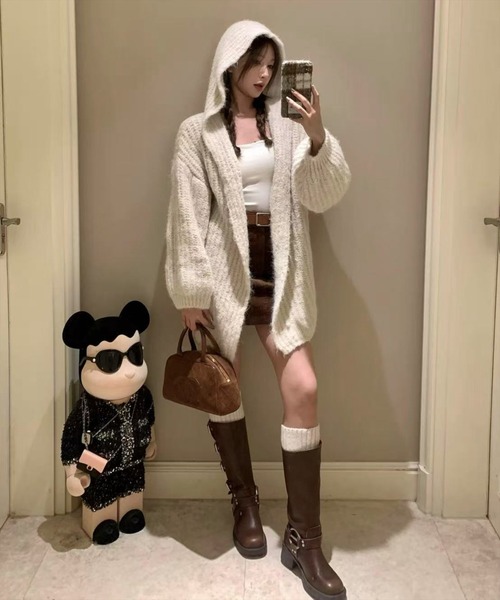 STAY MOTION（ステイモーション）の「【WEB限定】フード付きオーバーサイズニットカーディガン［韓国ファッション カジュアル］（カーディガン/ボレロ・レディース・グレー/アイボリー/ブラウン・F）」の13枚目の写真