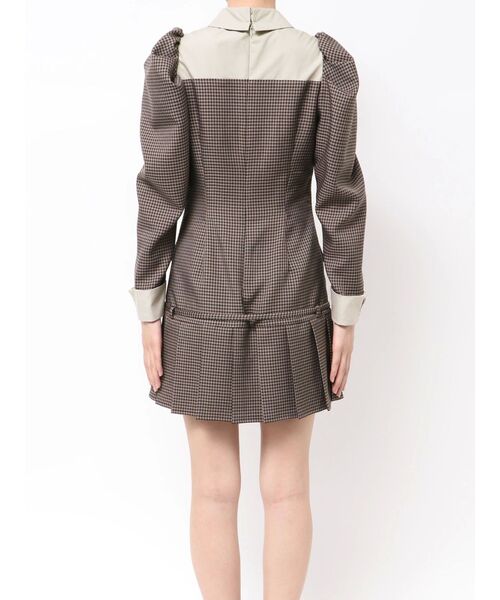 dazzlin（ダズリン）の「スソプリーツジャケットミニワンピース（ワンピース・レディース・ベージュ/ブラウン/グレー・SMALL/MEDIUM）」の14枚目の写真