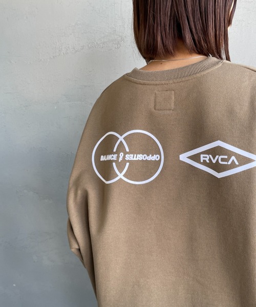 RVCA（ルーカ）の「【WEB限定】[RVCA/ルーカ] STACKHOUSE CR バックプリント クルーネックスウェット【追加】（スウェット・レディース・ブラック/オフホワイト/キャメル・M/L/XL）」の12枚目の写真