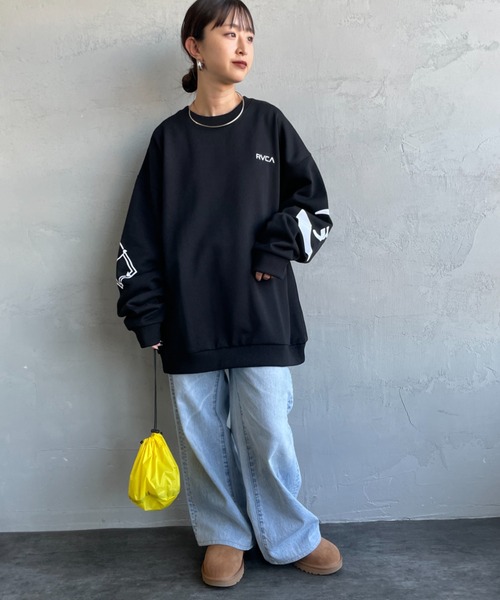 RVCA（ルーカ）の「【WEB限定】[RVCA/ルーカ] STACKHOUSE CR バックプリント クルーネックスウェット【追加】（スウェット・レディース・ブラック/オフホワイト/キャメル・M/L/XL）」の21枚目の写真