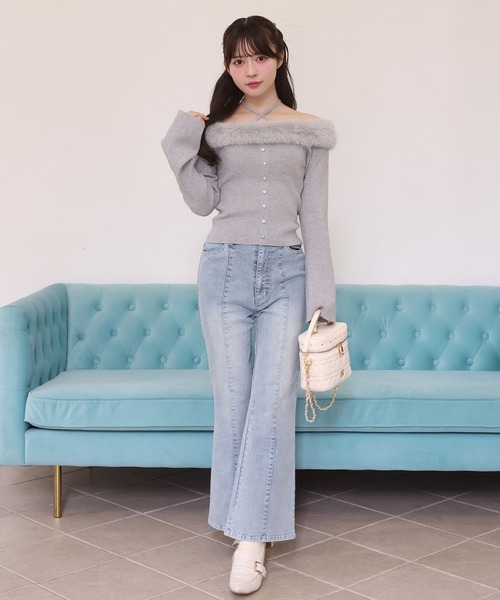 one after another NICE CLAUP(ワンアフターアナザーナイスクラップ)の「【S/Mサイズ展開】フレアデニムパンツ(デニムパンツ・レディース・ライトブルー/ブルー/グレー・MEDIUM/SMALL)」の6枚目の写真