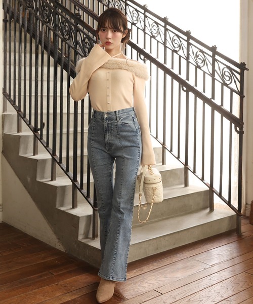 one after another NICE CLAUP(ワンアフターアナザーナイスクラップ)の「【S/Mサイズ展開】フレアデニムパンツ(デニムパンツ・レディース・ライトブルー/ブルー/グレー・MEDIUM/SMALL)」の12枚目の写真