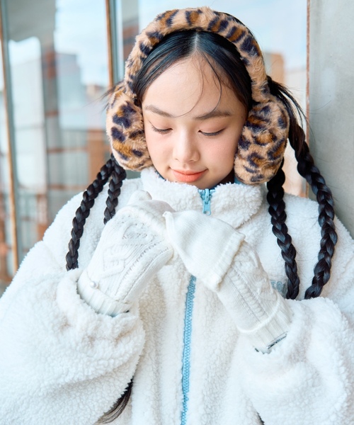 LOVETOXIC（ラブトキシック）の「フェイクファーイヤーマフ（イヤーマフ・キッズ・ベージュ/サックスブルー/アイボリー/カラフル・F）」の4枚目の写真