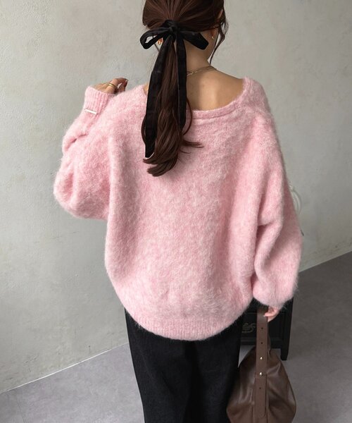 Thevon（ゼボン）の「アルパカ混Vネックゆるニット（ニット/セーター・レディース・アイボリー/サックスブルー/ピンク/モカ・FREE）」の7枚目の写真