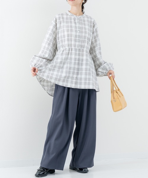 refinedworks（リファインドワークス）の「【refinedworks】タックデザイン が魅力的な ワイドパンツ（その他パンツ・レディース・チャコールグレー/ベージュ・FREE）」の15枚目の写真