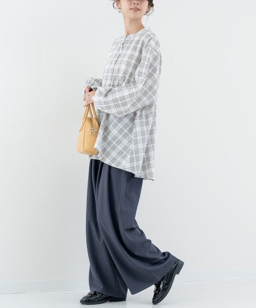 refinedworks（リファインドワークス）の「【refinedworks】タックデザイン が魅力的な ワイドパンツ（その他パンツ・レディース・チャコールグレー/ベージュ・FREE）」の20枚目の写真