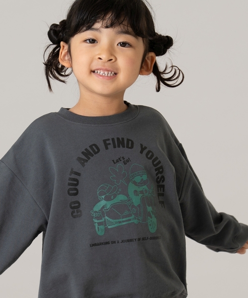 and D. petit main（アンドディープティマイン）の「【ご好評につき再入荷！】【365D.】スウェットOFUZAKE 柄ワイドプルオーバー/トレーナー（スウェット・キッズ・パープル/オートミール/イエロー/チャコール/レッド系その他/グリーン・130cm/100cm/120cm/140cm/110cm/90cm）」の2枚目の写真