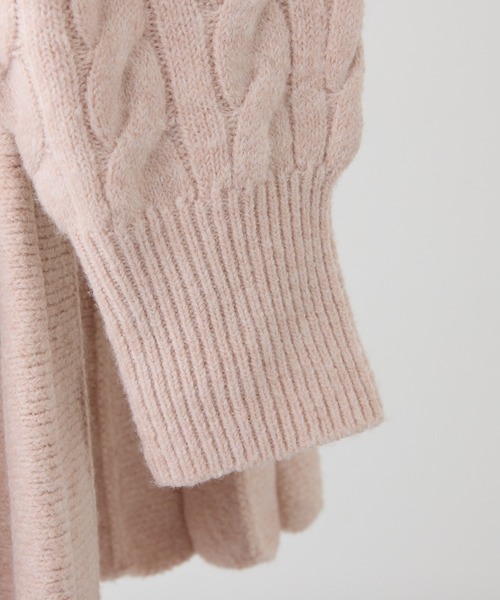 one after another NICE CLAUP（ワンアフターアナザーナイスクラップ）の「【ＨolidayCollection】肩開きミニプリーツニットワンピース（ワンピース・レディース・チャコールグレー/アイボリー/ブラック/ピンク/レッド・SMALL/MEDIUM）」の20枚目の写真