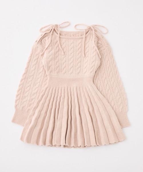 one after another NICE CLAUP（ワンアフターアナザーナイスクラップ）の「【ＨolidayCollection】肩開きミニプリーツニットワンピース（ワンピース・レディース・チャコールグレー/アイボリー/ブラック/ピンク/レッド・SMALL/MEDIUM）」の14枚目の写真