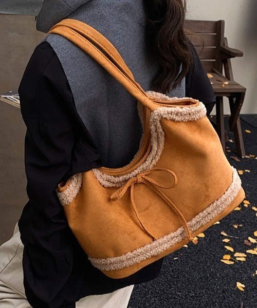 mebole(メボレ)の「リボンボアショルダートートバッグ(ショルダーバッグ・レディース・ブラック/ブラウン/キャメル・FREE)」の13枚目の写真