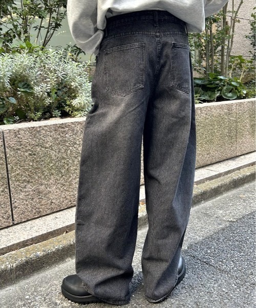 B.R.U(ブル)の「ウォッシュワイドデニムパンツ(デニムパンツ・メンズ・ブルー/ブラック/ブラウン・FREE)」の4枚目の写真