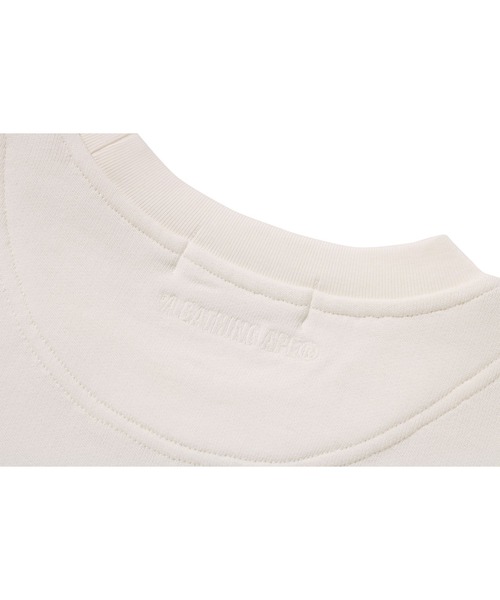 A BATHING APE(アベイシングエイプ)の「ONE POINT REGULAR FIT CREWNECK SWEATSHIRT(スウェット・メンズ・グレー/ブラック/アイボリー・XX-LARGE/MEDIUM/SMALL/LARGE/X-LARGE)」の10枚目の写真