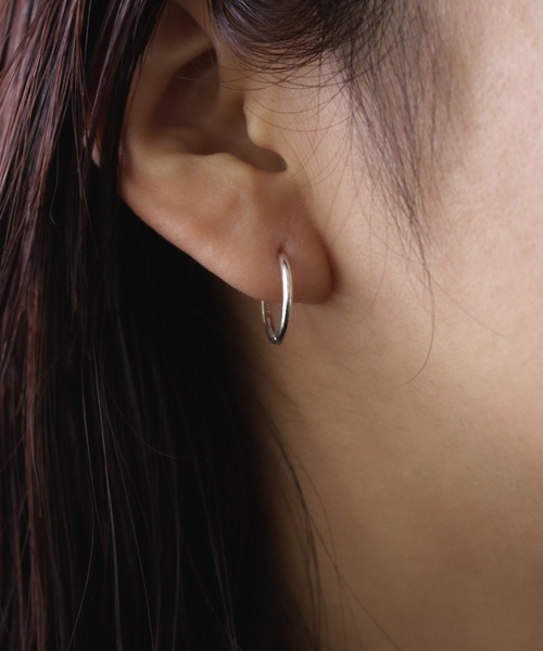 whoseA(フーシー)の「【silver925】Neat Hoop Pierce15mm / ニートフープピアス15mm(ピアス(両耳用)・レディース・シルバー/ゴールド・FREE)」の10枚目の写真