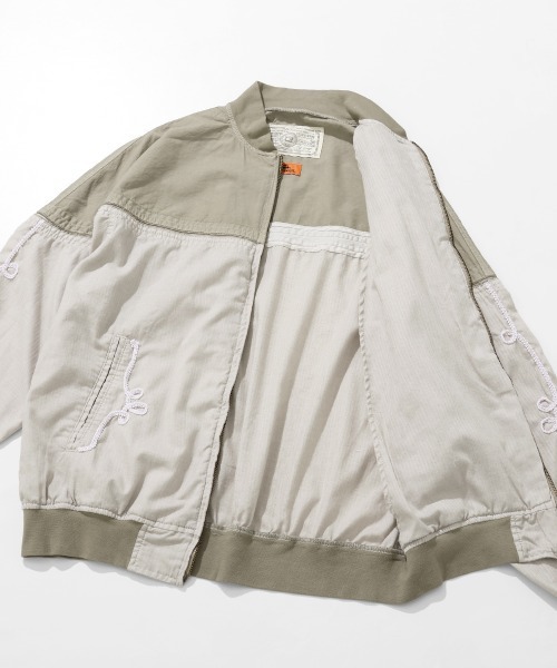 KRIFF MAYER（クリフメイヤー）の「ダービージャケット（ブルゾン・メンズ・イエロー/ベージュ/チャコール・X-LARGE/LARGE/MEDIUM）」の11枚目の写真