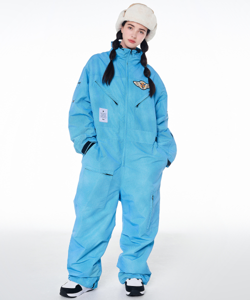 DOLL OUTERWEAR(ドラ アウターウェア)の「2425 ボルカン ボードウェア ワーク ジャンプスーツ デニムプリント 男女共用(つなぎ/オールインワン・レディース・その他・LARGE/X-LARGE/X-SMALL/SMALL/MEDIUM)」の1枚目の写真