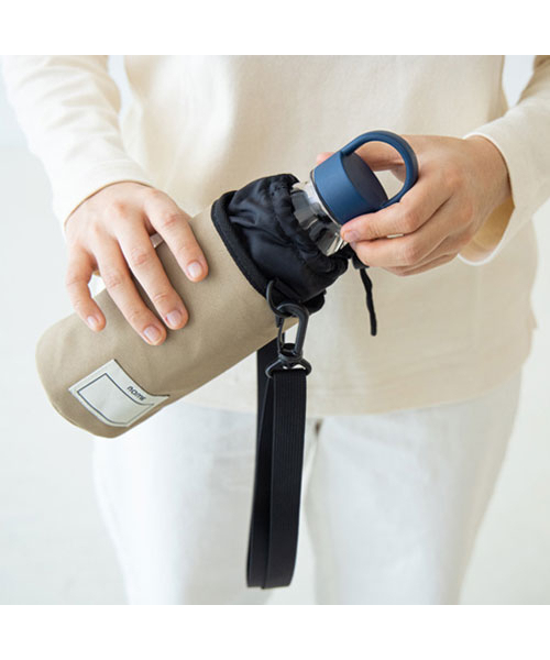HOWKIDSFUL(ハウキッズフル)の「BOTTLE BAG (BLACK)(メッセンジャーバッグ・レディース・その他・FREE)」の3枚目の写真