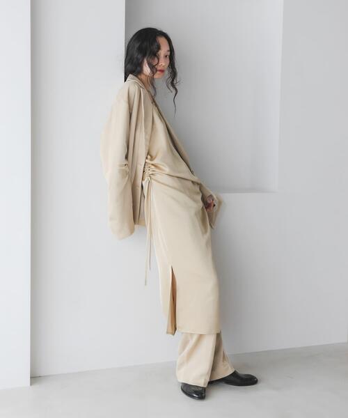 KBF（ケイビーエフ）の「サテンチュールパンツ（その他パンツ・レディース・ブラウン/ベージュ・36/38）」の20枚目の写真