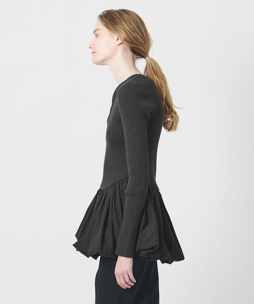 AEWEN MATOPH(イウエン マトフ)の「<AEWEN MATOPH>バルーンコンビ 二ットプルオーバー ‐ ウォッシャブル ‐(ニット/セーター・レディース・オフホワイト/ダークグレー・FREE)」の6枚目の写真