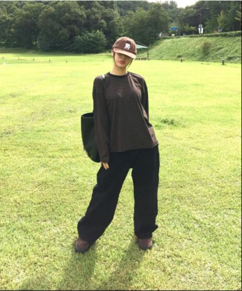 BALLUTE(バリュート)の「DUSTY STRIPE LONG SLEEVE (BLACK&BROWN)(Tシャツ/カットソー・メンズ・その他・SMALL/MEDIUM/LARGE)」の15枚目の写真
