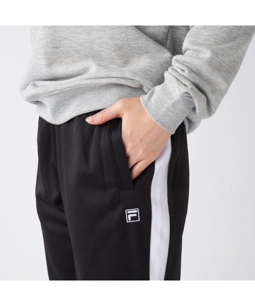 FILA(フィラ)の「FILA フィラ スポーツ 軽量 ストレッチ 透湿 撥水 裏起毛 ブリスター ロング ジャージパンツ(その他パンツ・レディース・ブラック/チャコールグレー/ネイビー・L/M/LL)」の6枚目の写真