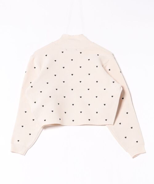 GORGE(ゴージ)の「《小さめハート刺しゅうが可愛い》レディース ハイネック ニットプルオーバー コンパクト丈 大人ガーリー 秋冬(スウェット・レディース・ベージュ/オフホワイト/グレー・F)」の14枚目の写真
