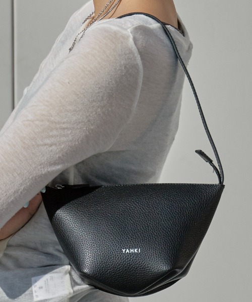 YAHKI(ヤーキ)の「YAHKI/ヤーキ HAND BAG ハンドバッグ 2026年春夏(ハンドバッグ・レディース・ブラック/サンドベージュ/ライトピンク・FREE)」の2枚目の写真