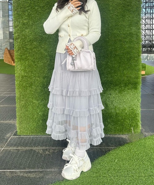 +diana(プラスダイアナ)の「ビジュー付き ダブルリボン厚底スニーカー(スニーカー・レディース・アイボリー/ホワイト/ブラック・25.5cm/25.0cm/24.5cm/24.0cm/23.5cm/23.0cm/22.5cm/22.0cm/21.5cm/26.0cm)」の8枚目の写真