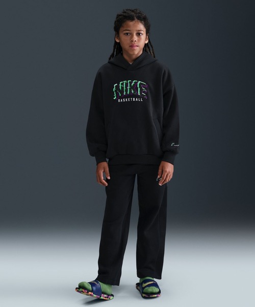 NIKE(ナイキ)の「ナイキ ナイキ YTH COB フリース プルオーバー L/S フーディ GLITCH(パーカー・キッズ・ブラック・130cm/140cm/150cm/160cm)」の5枚目の写真
