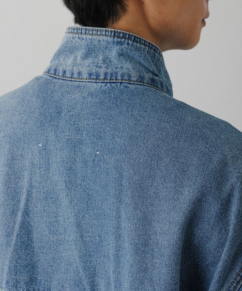 ADAM ET ROPE'(アダムエロペ)の「ブリーチデニム ボマージャケット / ADAM ET ROPE' JEANS -FILM-(デニムジャケット・メンズ・ブルー系その他3・M/L)」の9枚目の写真
