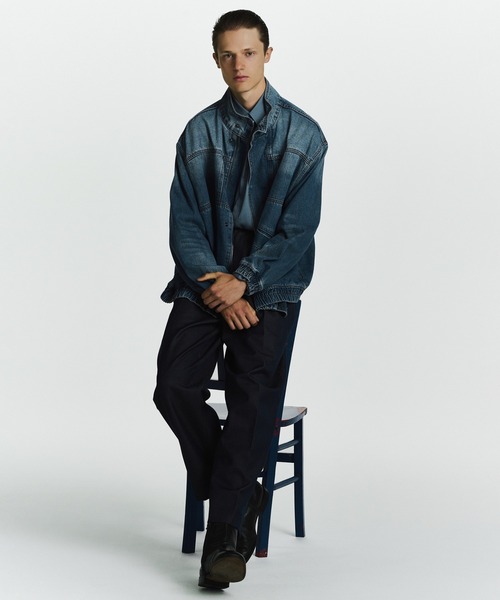 ADAM ET ROPE'(アダムエロペ)の「ブリーチデニム ボマージャケット / ADAM ET ROPE' JEANS -FILM-(デニムジャケット・メンズ・ブルー系その他3・M/L)」の22枚目の写真