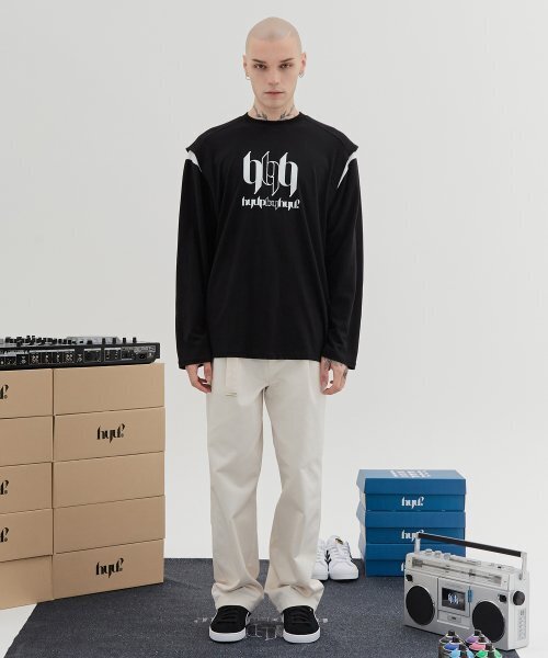 HYUP BY HYUF(ヒュプ・バイ・ヒュプ)の「バスティロングスリーブ-ブラック(Tシャツ/カットソー・メンズ・その他・ONE SIZE)」の1枚目の写真