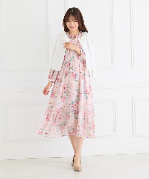 Rose Tiara(ローズティアラ)の「オーガンジーフラワーニットカーディガン(カーディガン/ボレロ・レディース・ブラック/オフホワイト・46/42/38)」の12枚目の写真