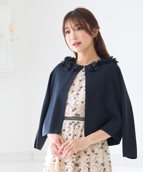 Rose Tiara(ローズティアラ)の「オーガンジーフラワーニットカーディガン(カーディガン/ボレロ・レディース・ブラック/オフホワイト・46/42/38)」の15枚目の写真