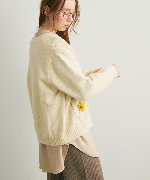 Crisp（クリスプ）の「ストライプオーバーシャツ（シャツ/ブラウス・レディース・ベージュ/グリーン・FREE）」の15枚目の写真