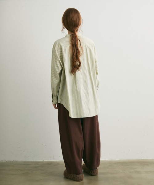 Crisp（クリスプ）の「ストライプオーバーシャツ（シャツ/ブラウス・レディース・ベージュ/グリーン・FREE）」の19枚目の写真